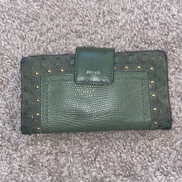 Fossil Handbags - Used FOSSIL Wallet - Olive Green